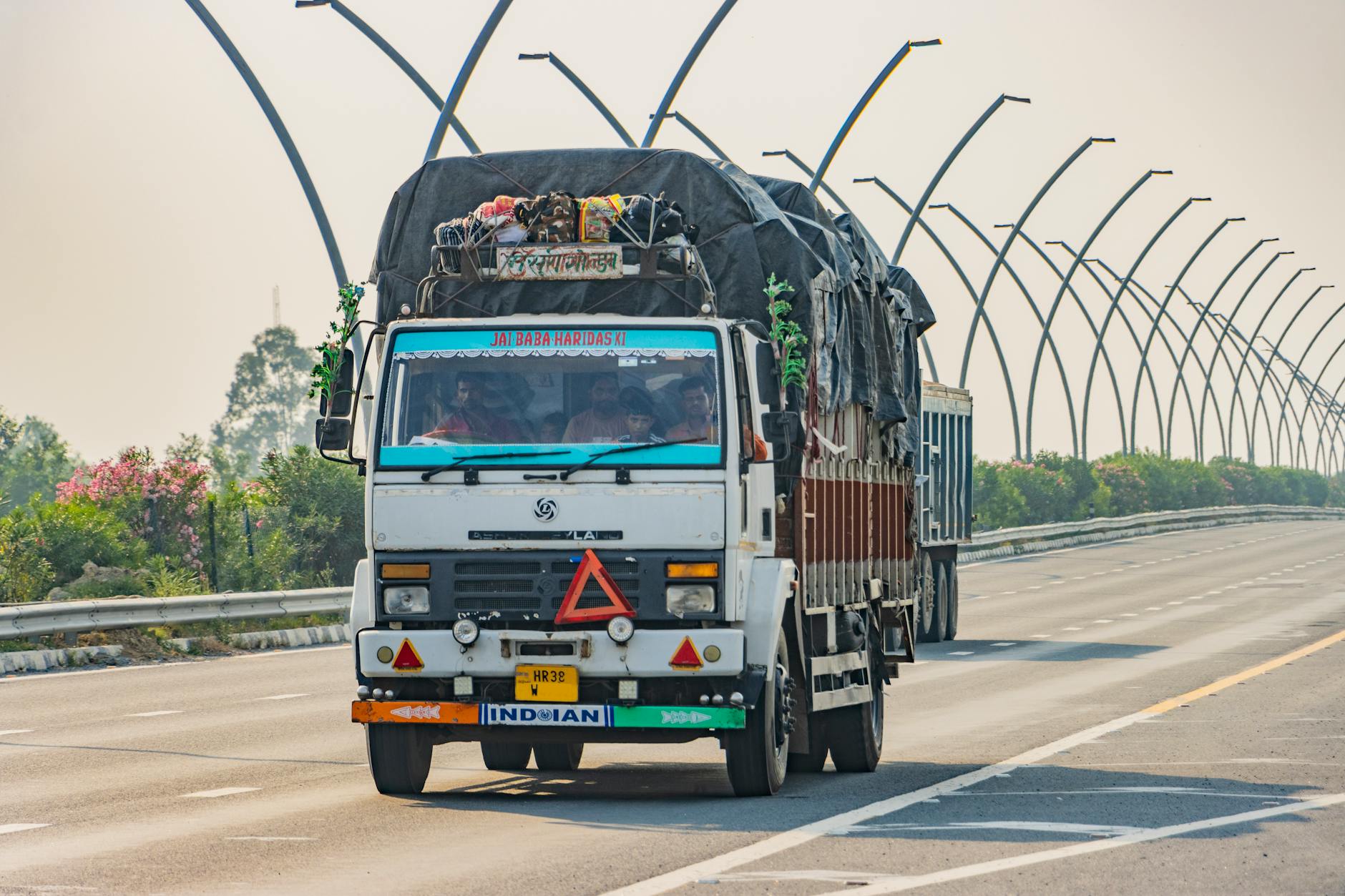 AAA Towing Coverage Runs Out: What Happens and Cost