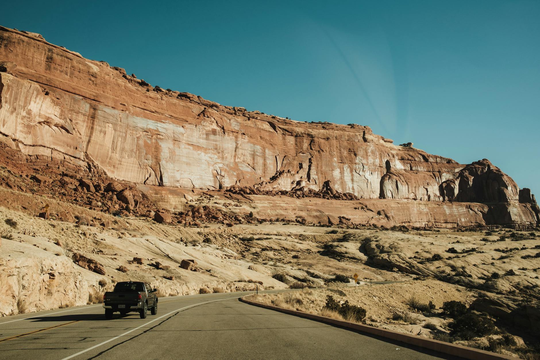 Does Insurance Deductible Apply to Towing After a Car Accident?