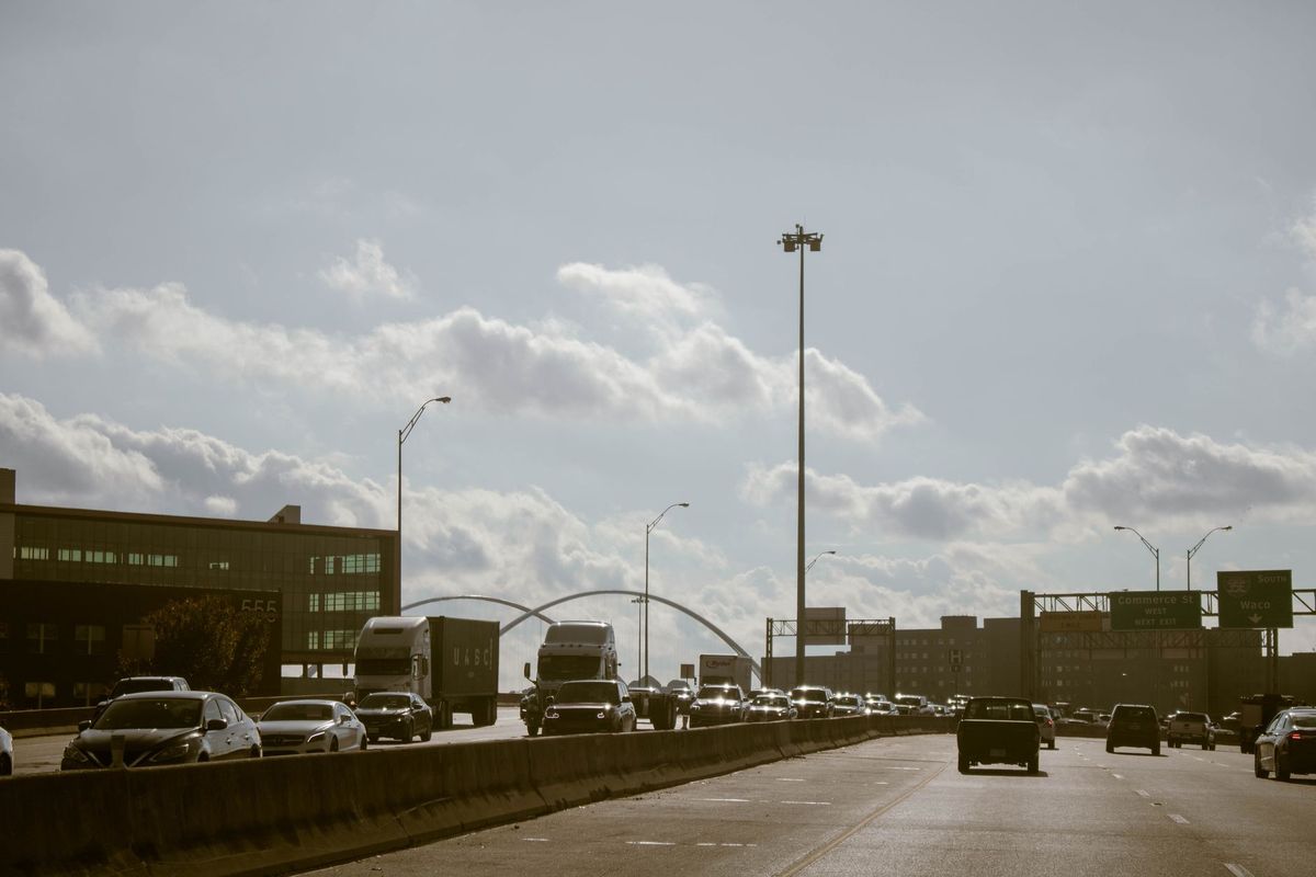 tow truck highway