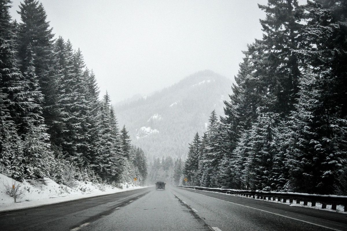tow truck highway