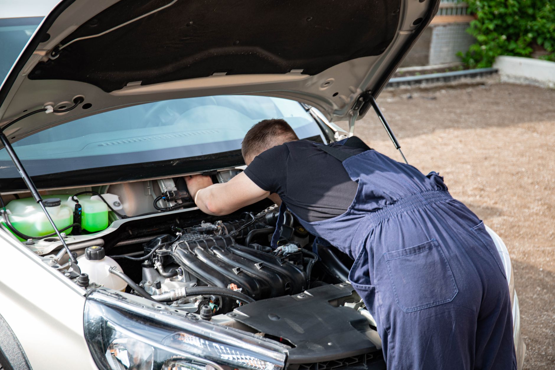 auto repair shop mechanic