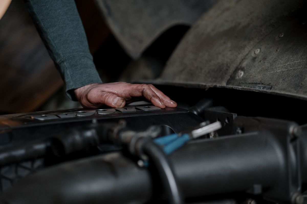 Car Making Grinding Noise When Braking: Safe to Drive?