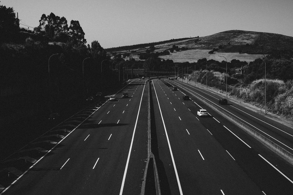 tow truck highway