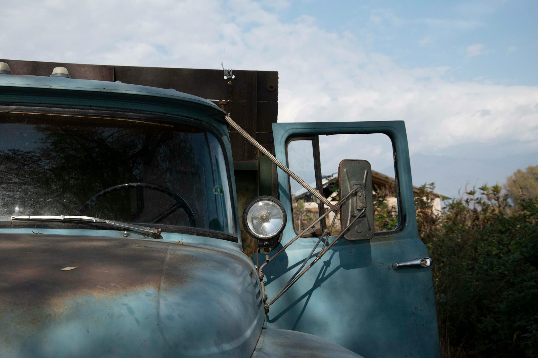 Car Radiator Leak With Steam: What to Do and Tow Costs