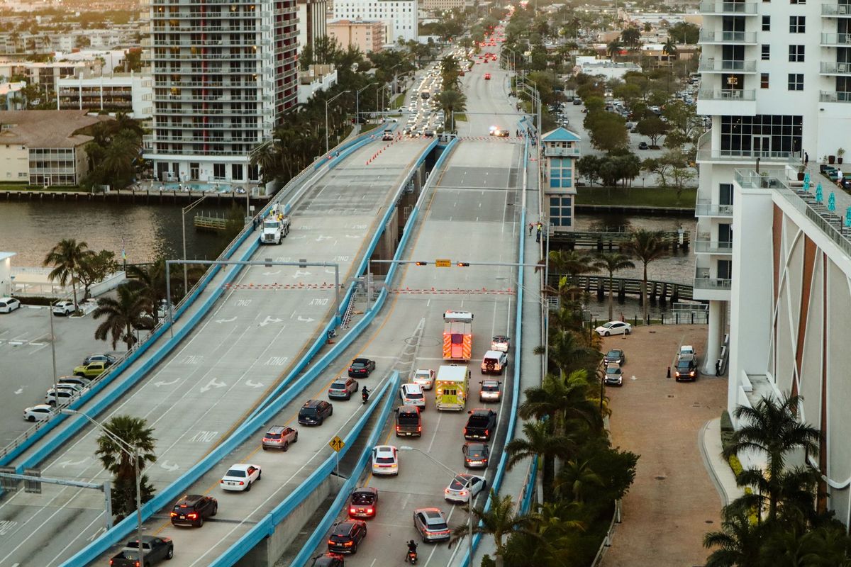 tow truck highway