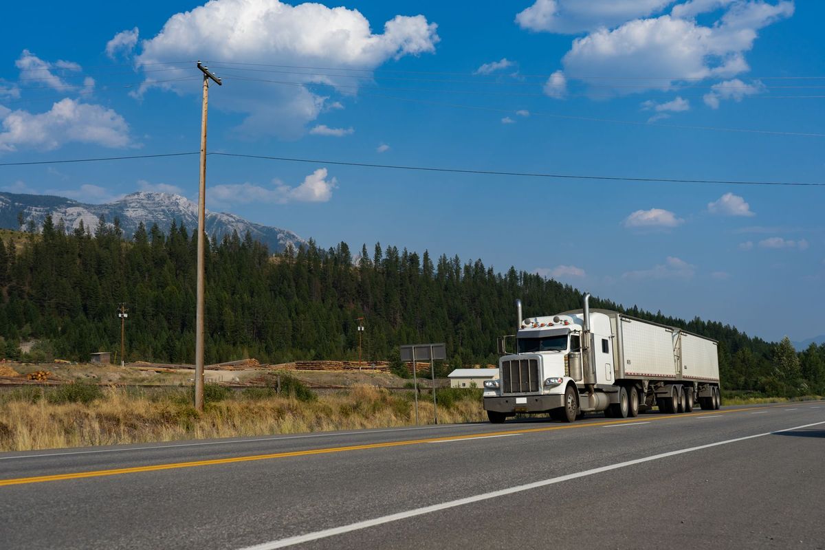 tow truck road