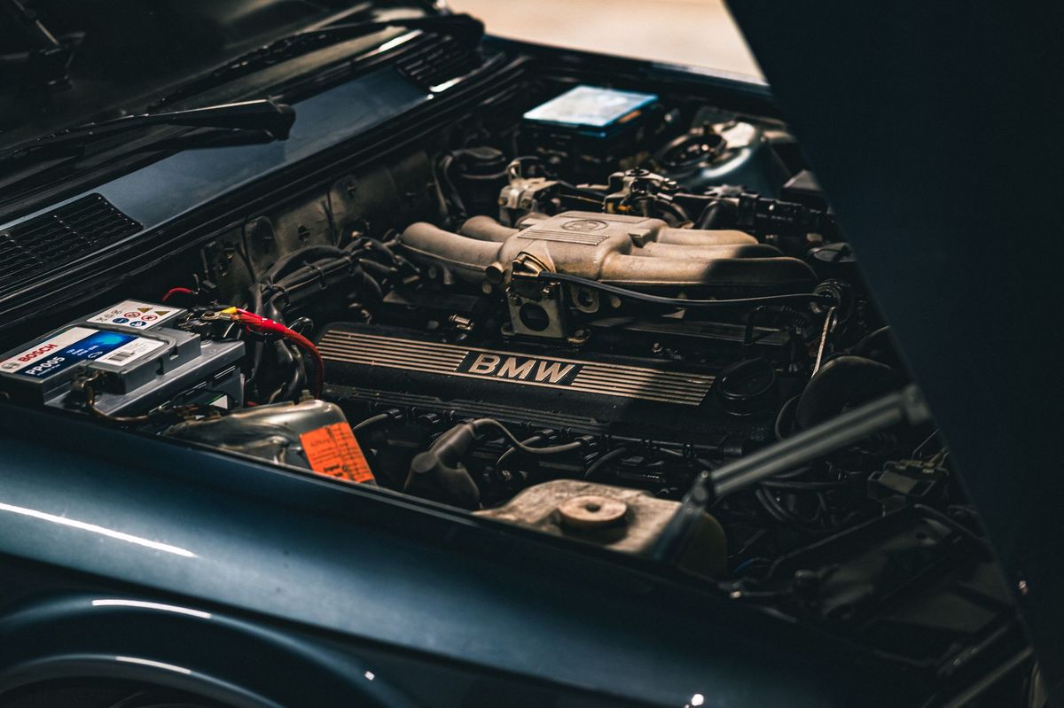 mechanic car engine