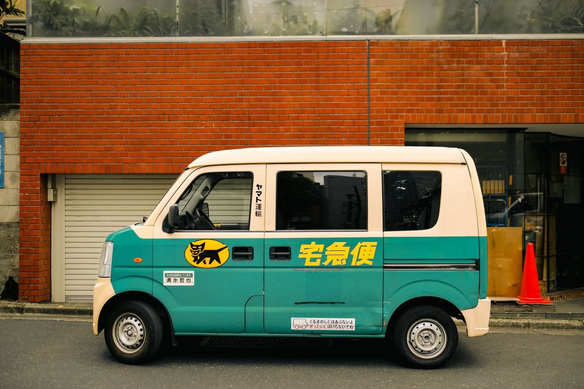 roadside assistance car