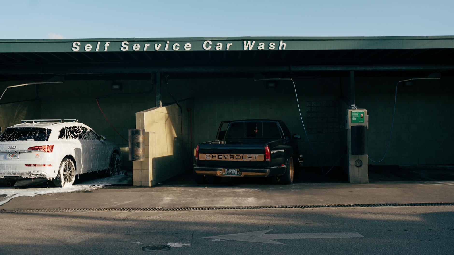 tow truck loading car