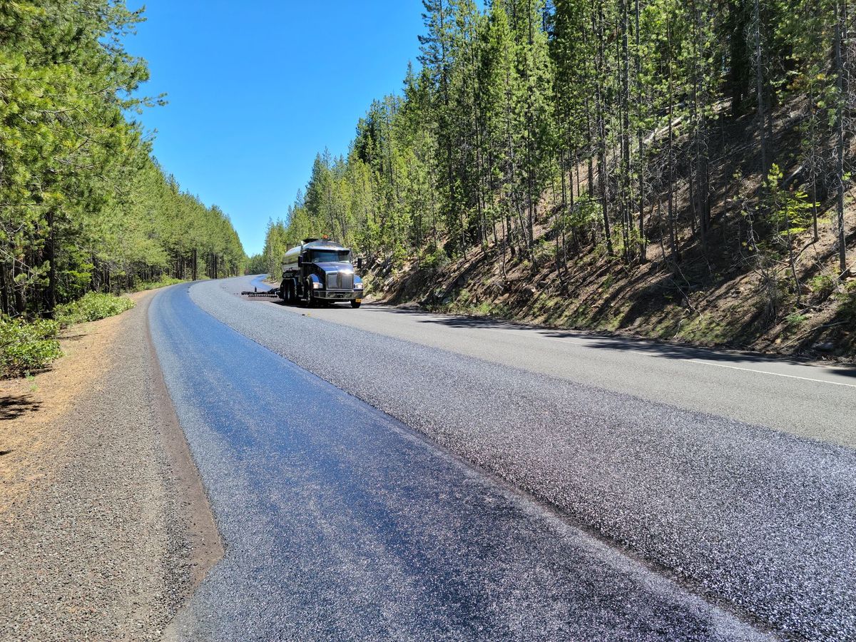 tow truck road