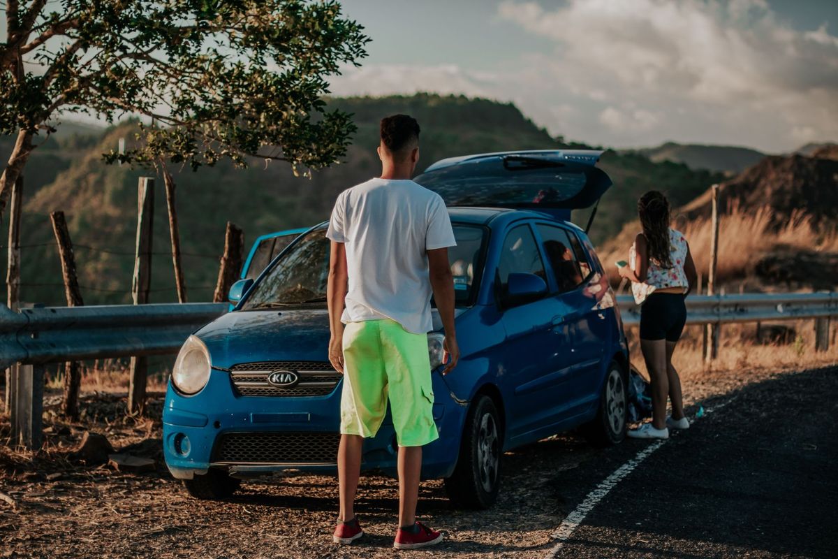 Fuel Pump Failed on Highway: Signs and What to Do Right Now