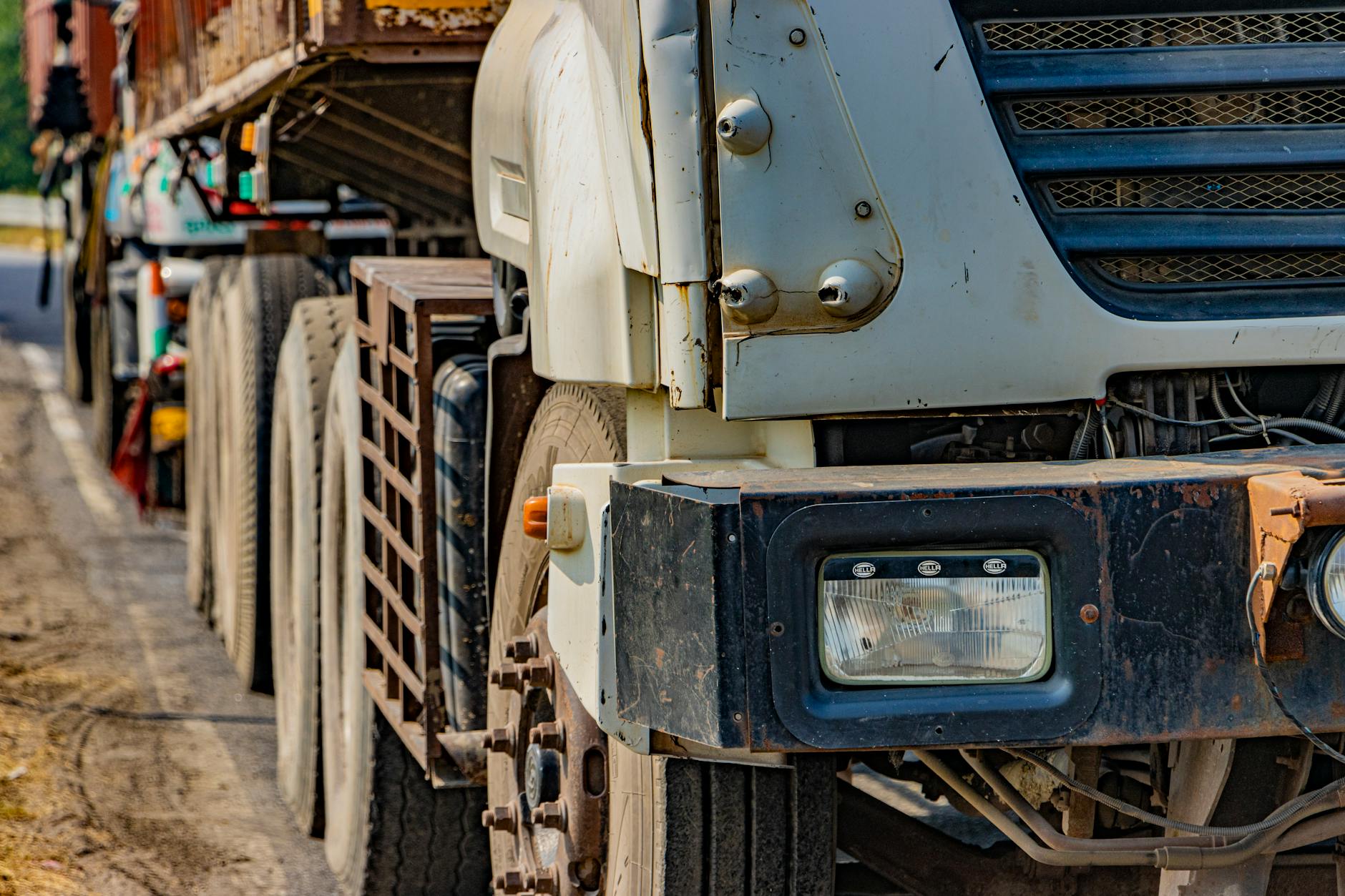 tow truck road
