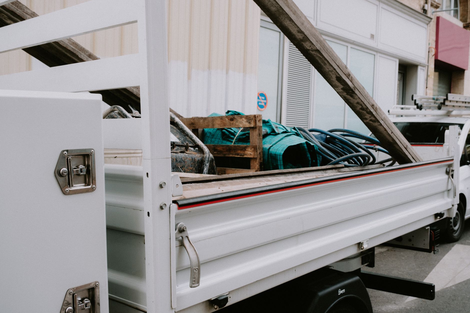 How Much Does a Tow Truck Cost in Denver Colorado