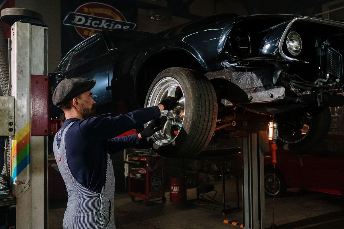 tow truck loading car