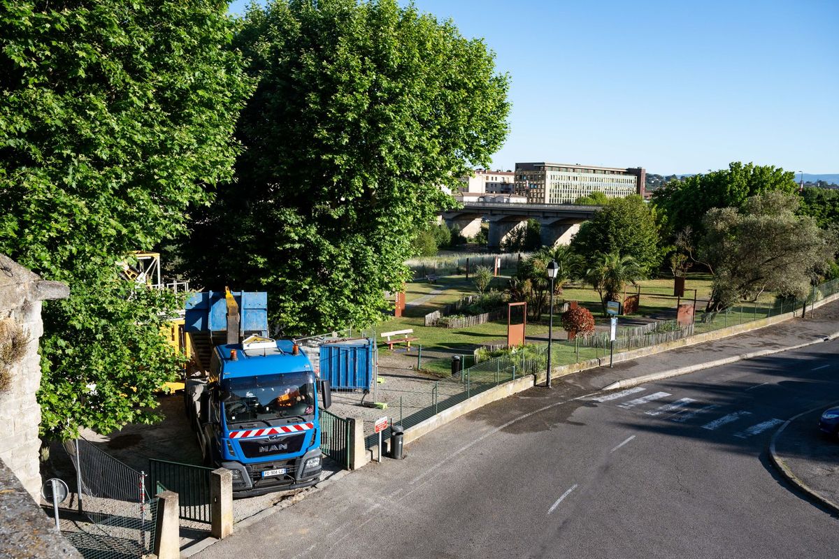 Progressive Roadside Assistance Towing Distance Limit: What You're Actually Covered For