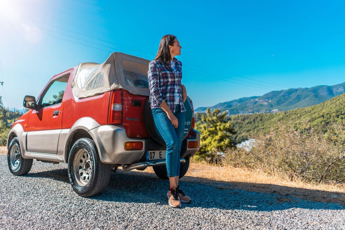 roadside assistance car
