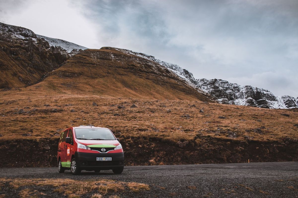 roadside assistance car