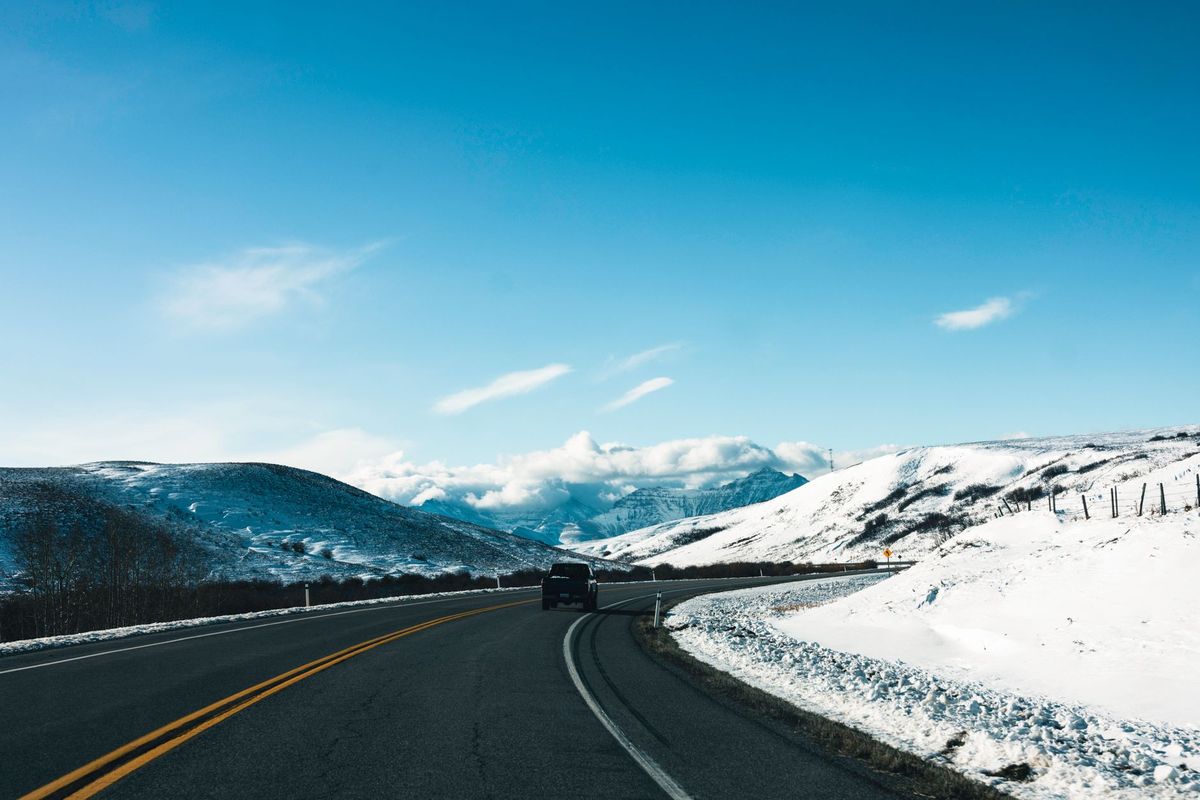 Tire Blowout on Highway at 70 mph: What to Do Immediately