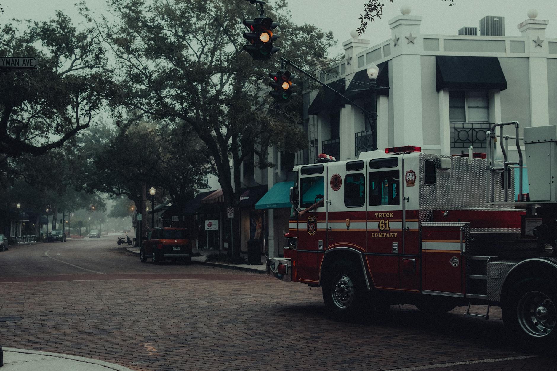 AAA vs Non-AAA Tow Truck Costs in Chicago: What You'll Actually Pay