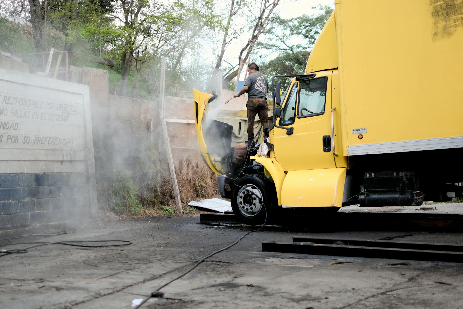 tow truck loading car