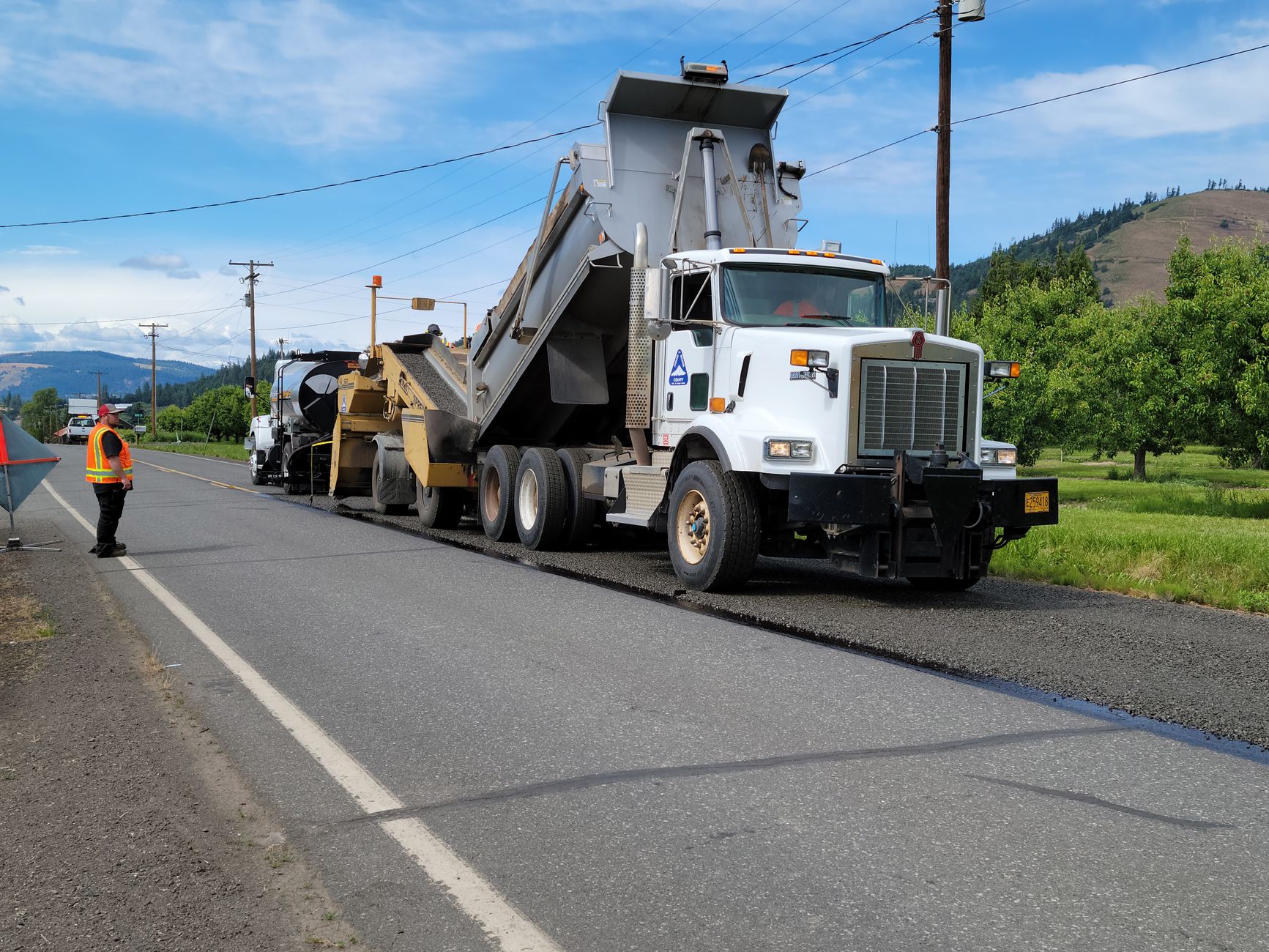 Towing Cost in Dallas Texas Local vs Long Distance: What You'll Pay Right Now
