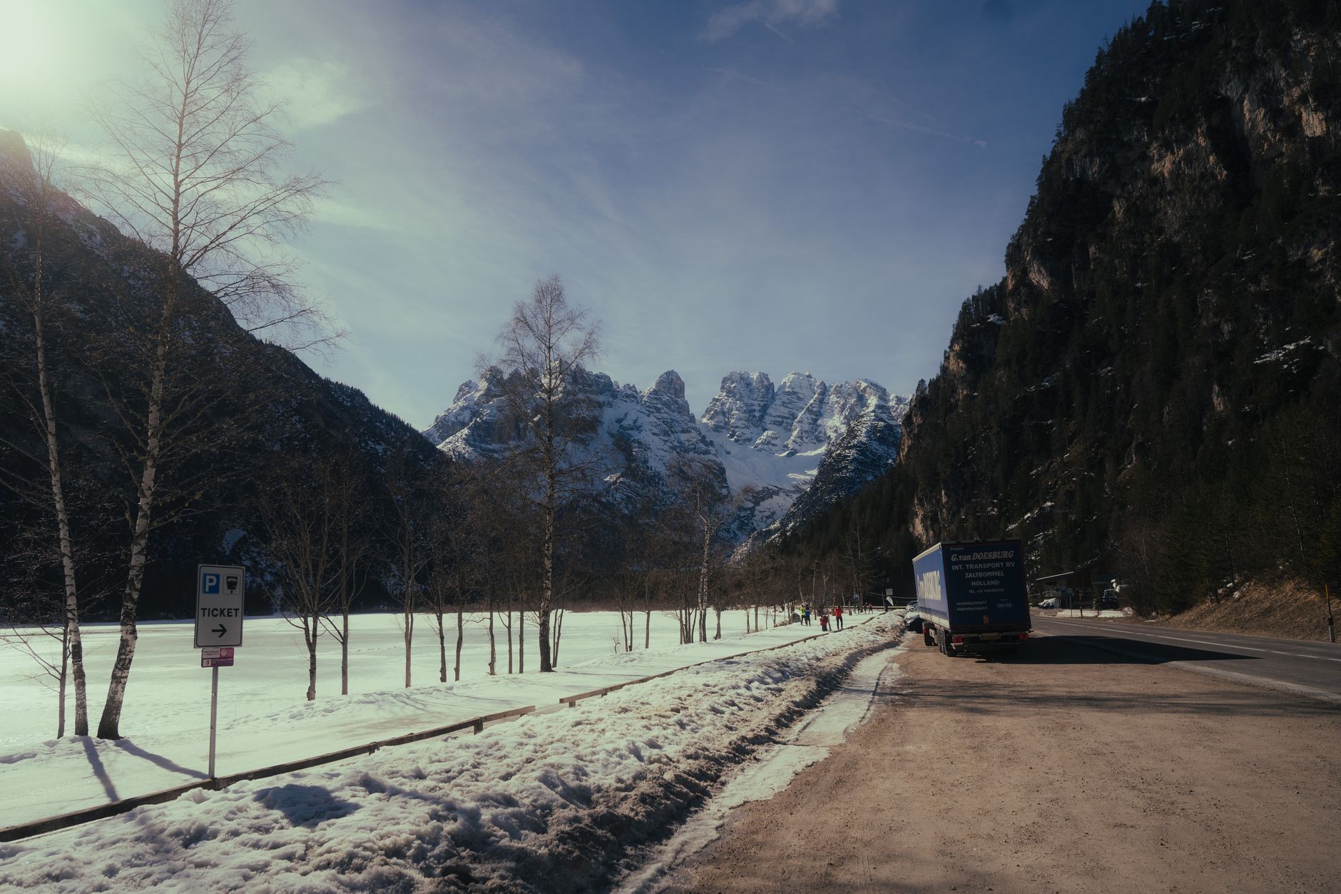 Towing Cost in Denver Colorado Flatbed: What You'll Pay Right Now