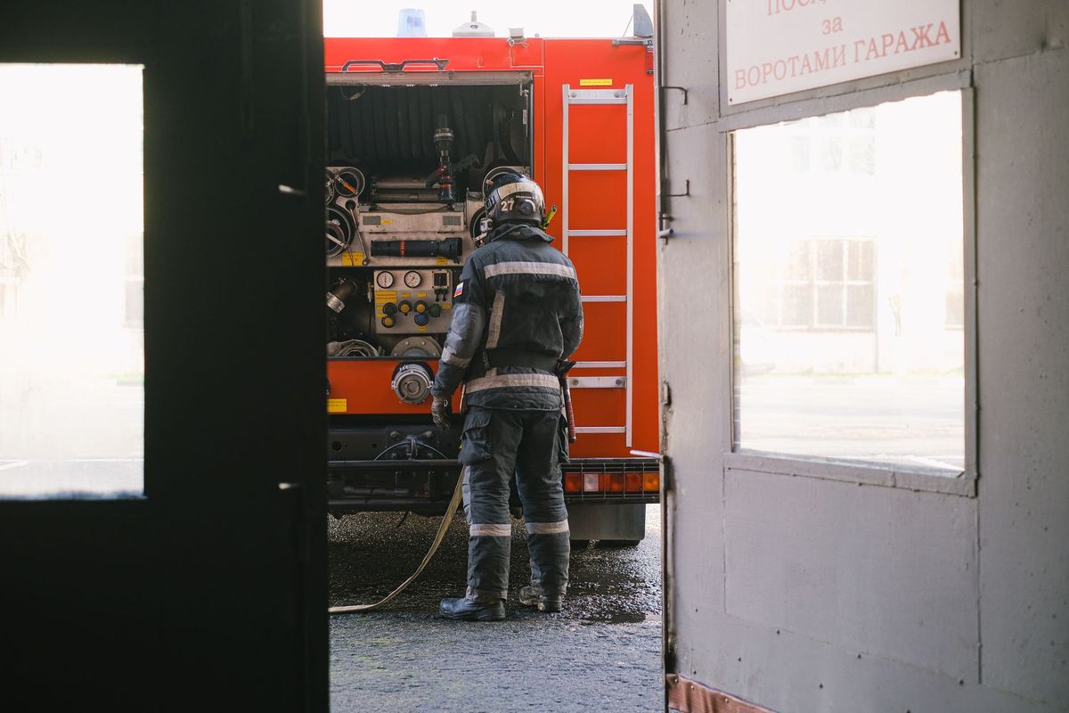tow truck loading car