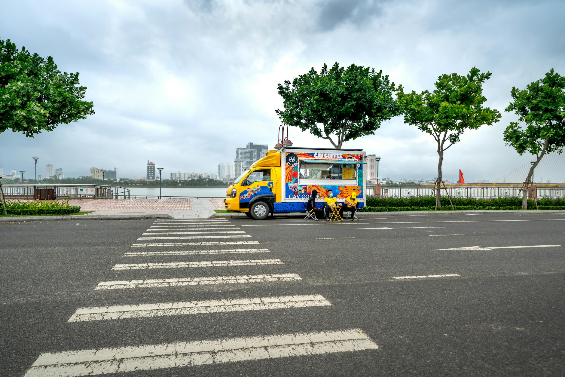 Towing Cost in Los Angeles California: What You'll Pay and What to Do