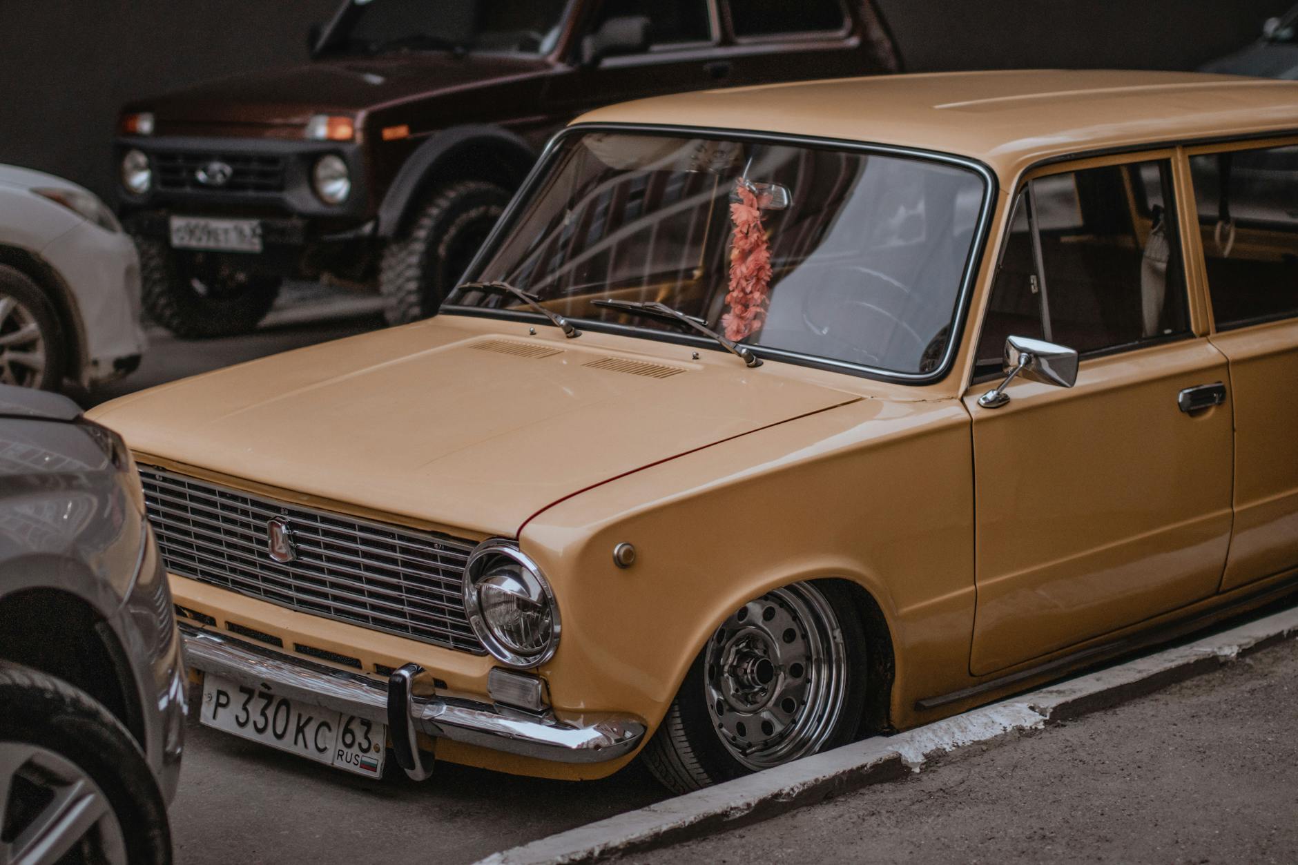 tow truck loading car